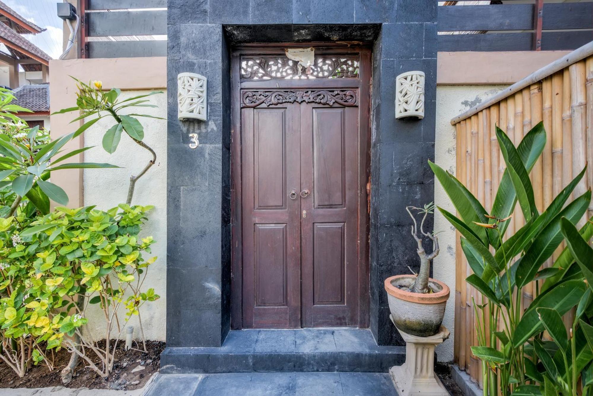 Villa Raka Managed By Manara เลอกีอัน ภายนอก รูปภาพ