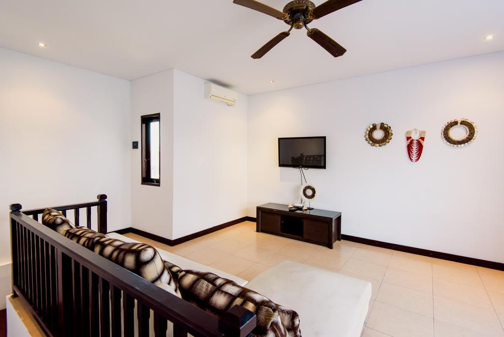 Villa Raka Managed By Manara เลอกีอัน ภายนอก รูปภาพ